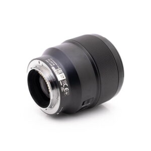 Sony FE 85mm f18-1 Sony FE 85mm f/1.8 (sis.ALV24%) - Käytetty