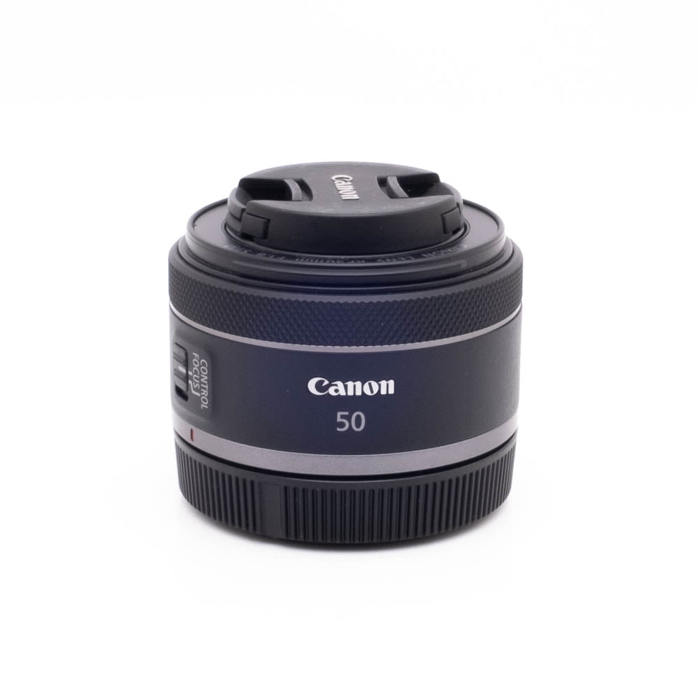 Cano RF 50mm f18 STM-3 Canon RF 50mm f/1.8 STM (sis.ALV24%) - Käytetty