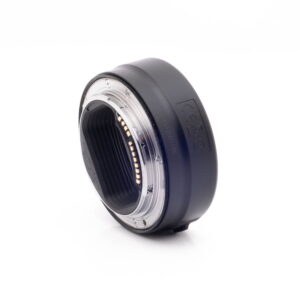 Canon Mount Adapter EF - EOS R (sis.ALV24%) - Käytetty