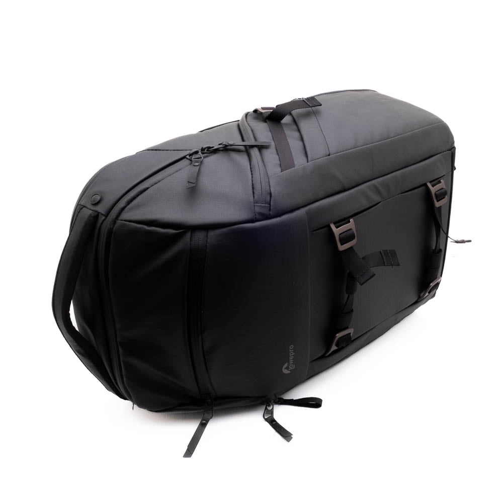 Lowepro FreeLine BP 350 AW-2 Lowepro FreeLine BP 350 AW - Käytetty
