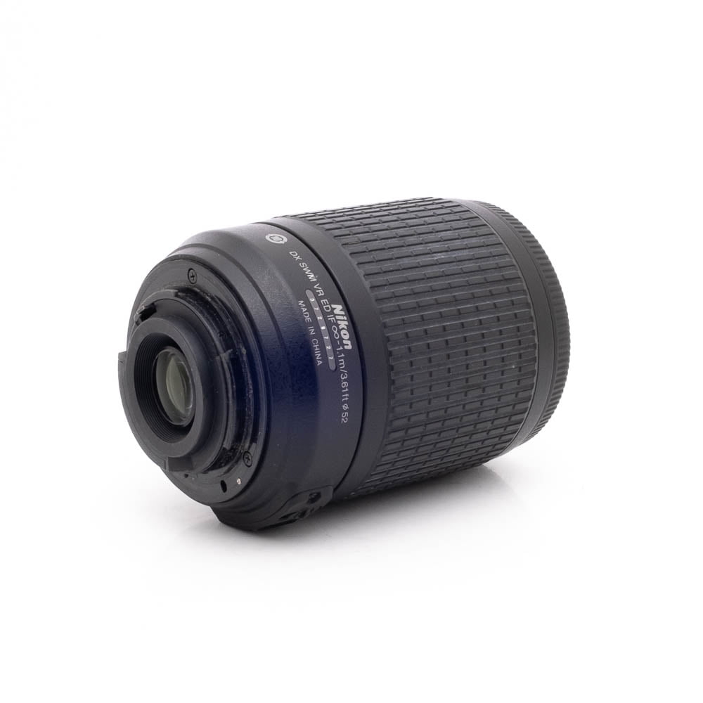 Nikkor 55-200mm f4-56G ED DX VR-1 Nikon AF-S DX Nikkor 55-200mm f/4 - 5.6 G ED VR - Käytetty
