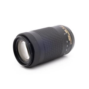 Nikkor 70-300 f45-63G ED DX VR-2 Nikon AF-P Nikkor 70-300mm f/4.5-6.3G ED DX VR - Käytetty
