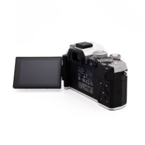 Olympus E-M5 III-3 Olympus OM-D E-M5 Mark III (SC 3000) - Käytetty