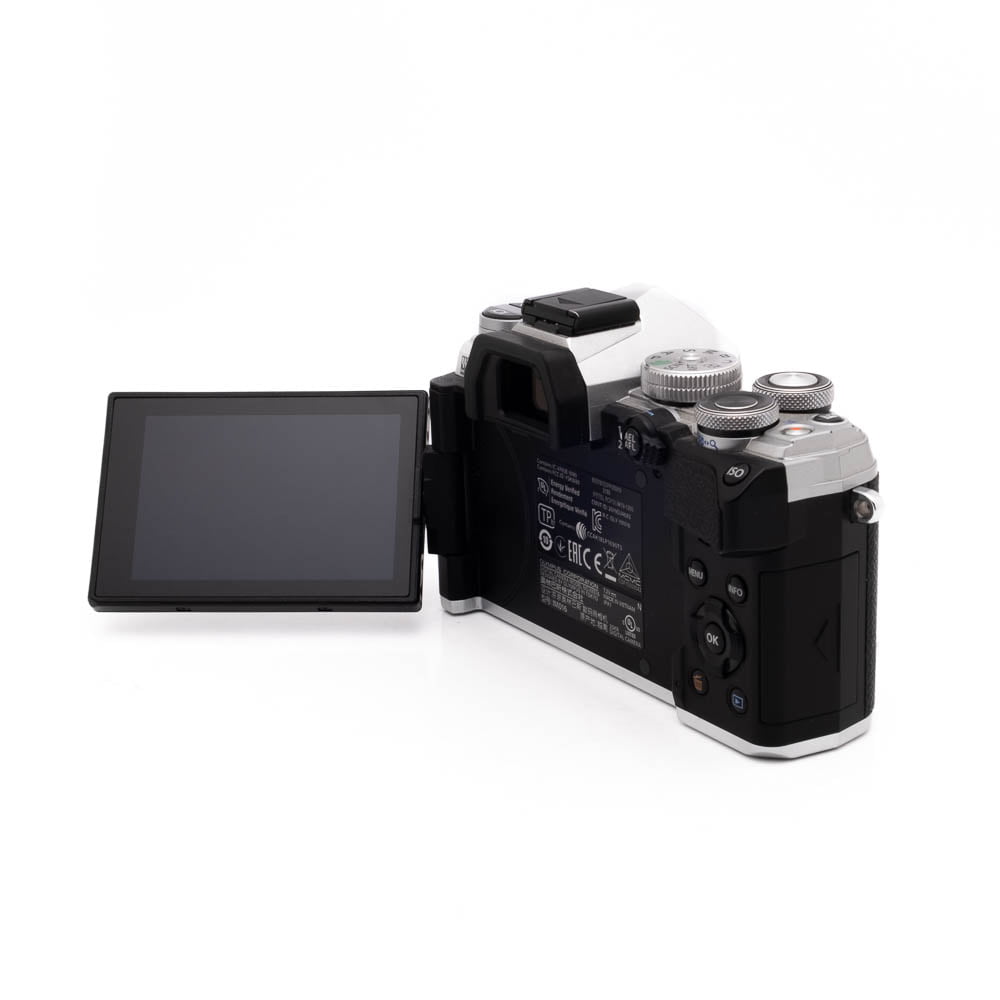 Olympus E-M5 III-3 Olympus OM-D E-M5 Mark III (SC 3000) - Käytetty