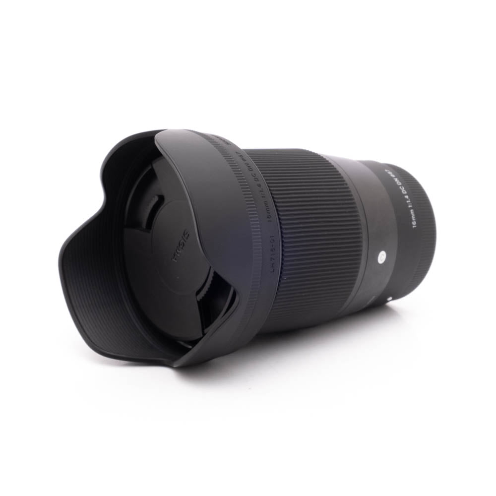 Sigma C 16mm f14 DC DN-3 Sigma 16mm f/1.4 DC DN C Sony E - Käytetty