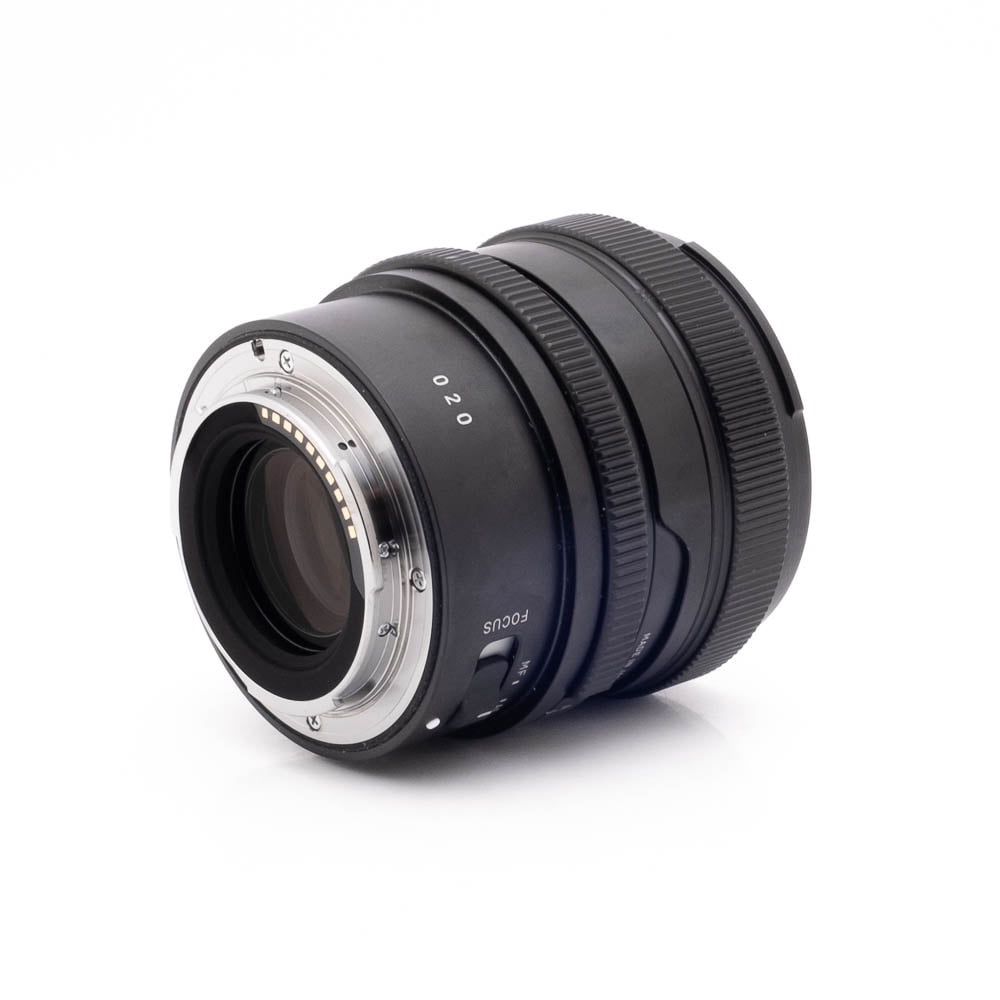 Sigma C 35mm DG DN Sony-1 Sigma 35mm f/2 DG DN C Sony - Käytetty