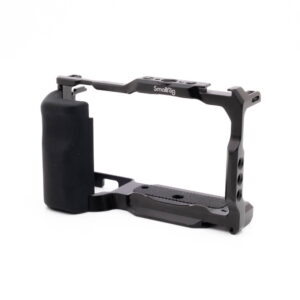 SmallRig 3538 Cage with Grip For Sony ZV-E10 - Käytetty