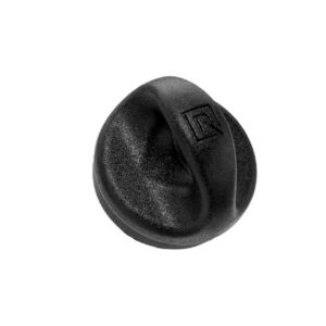 Black_Rapid_FastenR_5 BlackRapid FastenR FR-5, musta kuvioitu pyöreä muovinuppi, jossa on kohokahva ja kohokuvioitu R-logo yläosassa, kuvassa valkoista taustaa vasten.