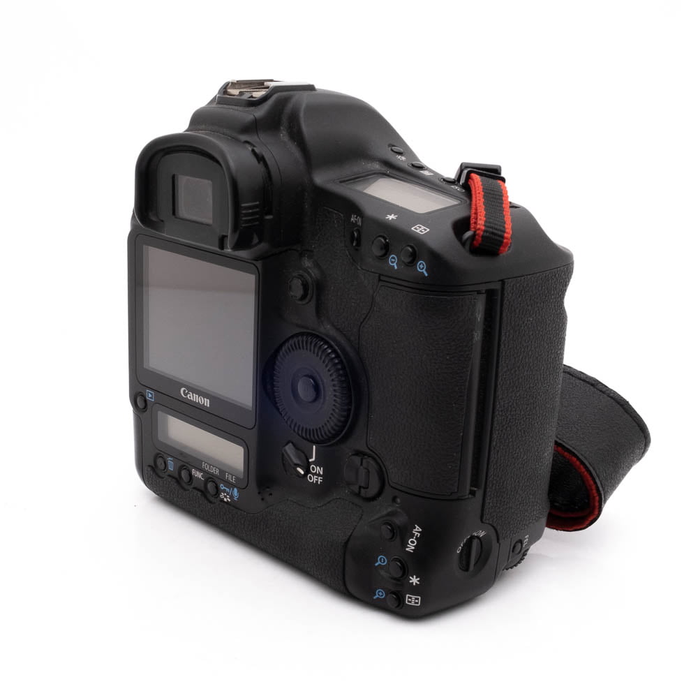 Canon EOS 1D Mark III-3 Canon 1D Mark III - Käytetty