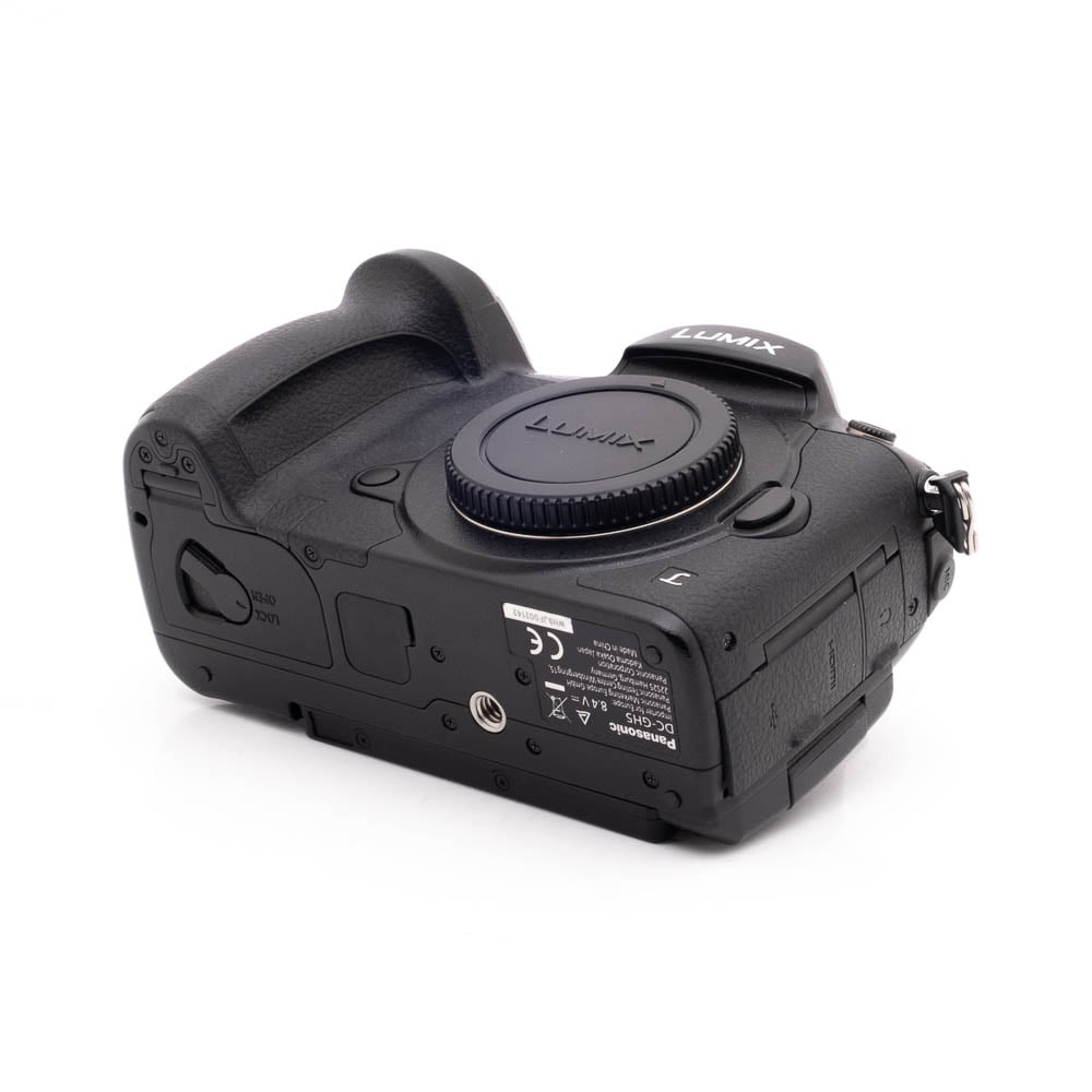 Lumix DC-GH5-1 Panasonic Lumix GH5 (SC 10000) - Käytetty