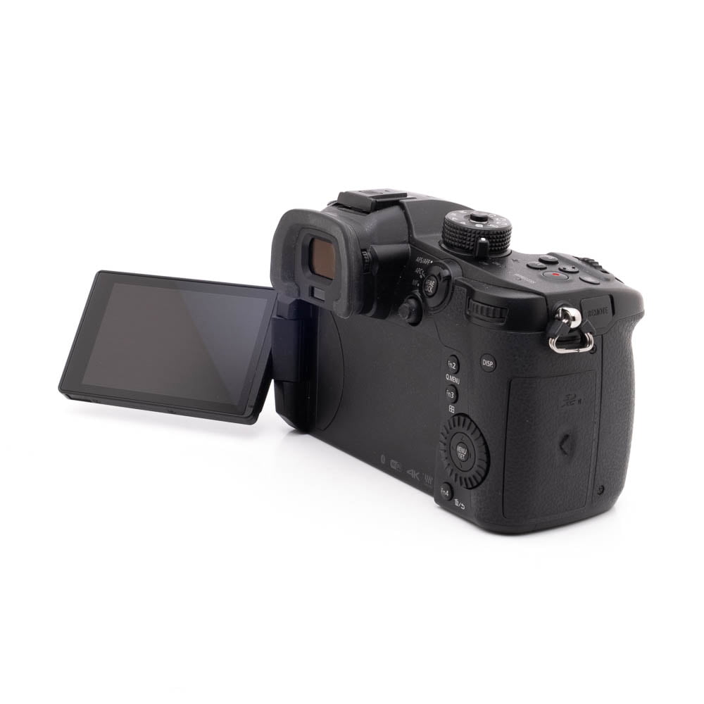Lumix DC-GH5-3 Panasonic Lumix GH5 (SC 10000) - Käytetty