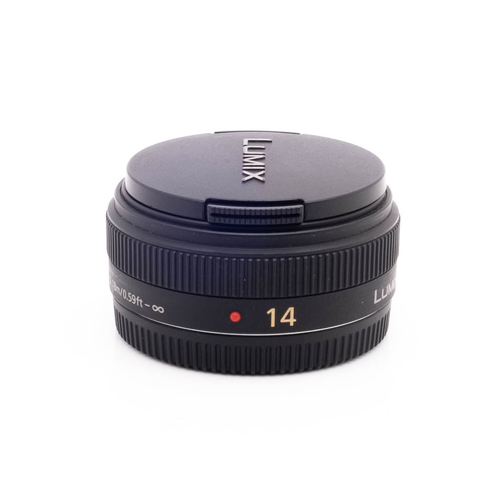 Lumix G 14mm f25-3 Panasonic Lumix 14mm f/2.5 - Käytetty