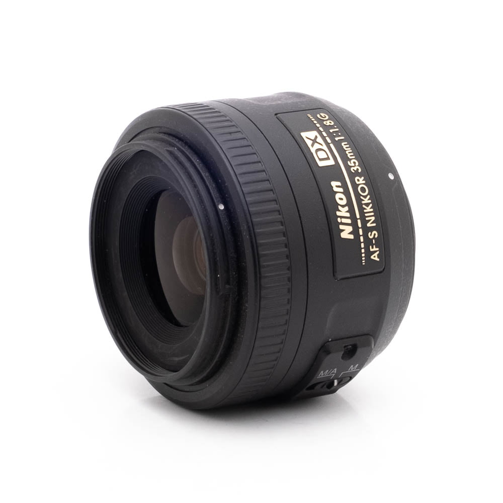 Nikkor 35mm f18G-2 Nikon AF-S Nikkor 35mm f/1.8 G DX - Käytetty