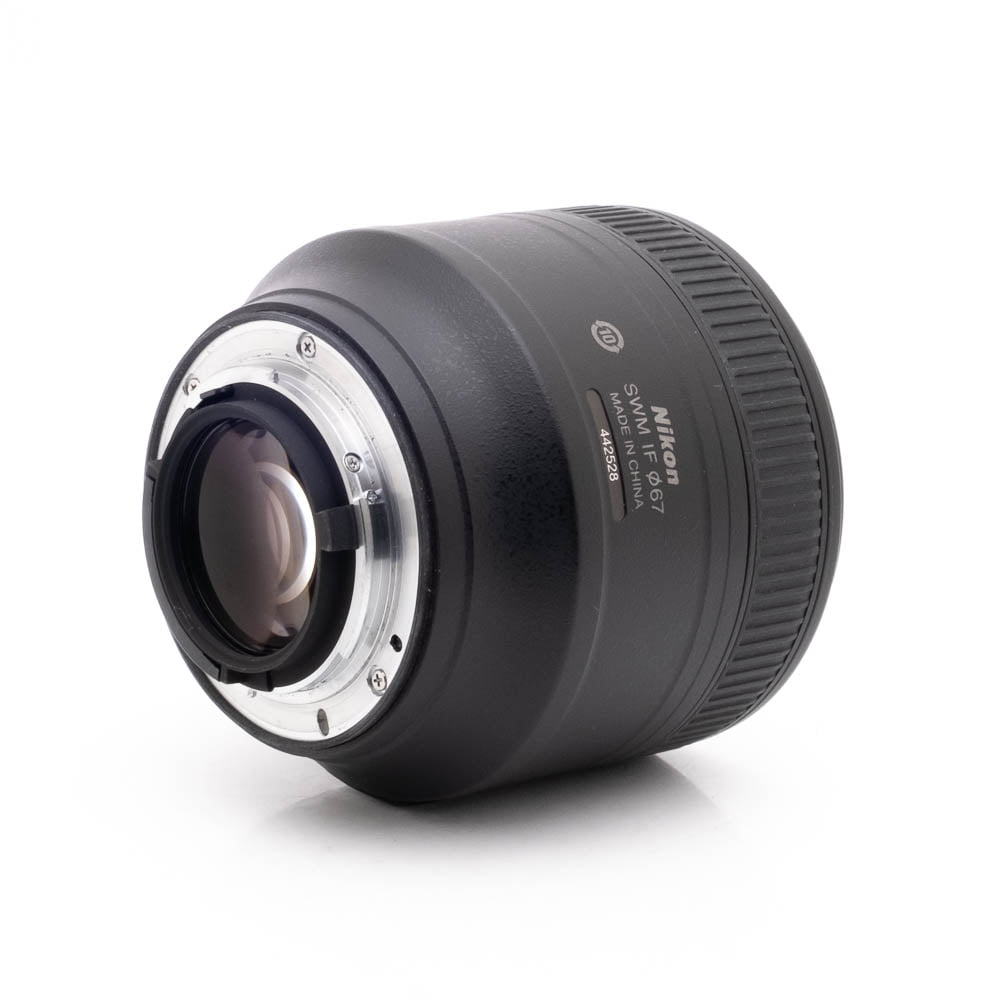 Nikkor 85mm f18G-1 Nikon AF-S Nikkor 85mm f/1.8 G - Käytetty