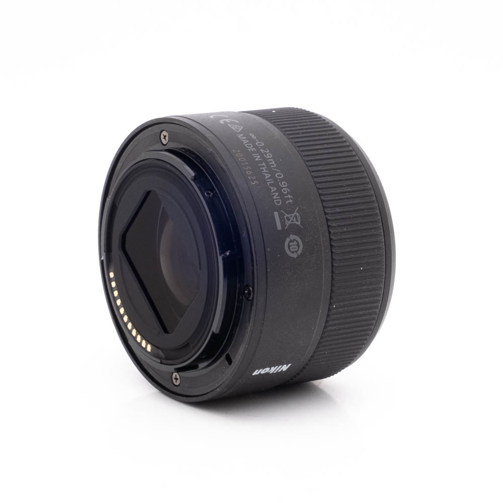 Nikkor Z 40mm f2-1 Nikon Nikkor Z 40mm f/2 - Käytetty