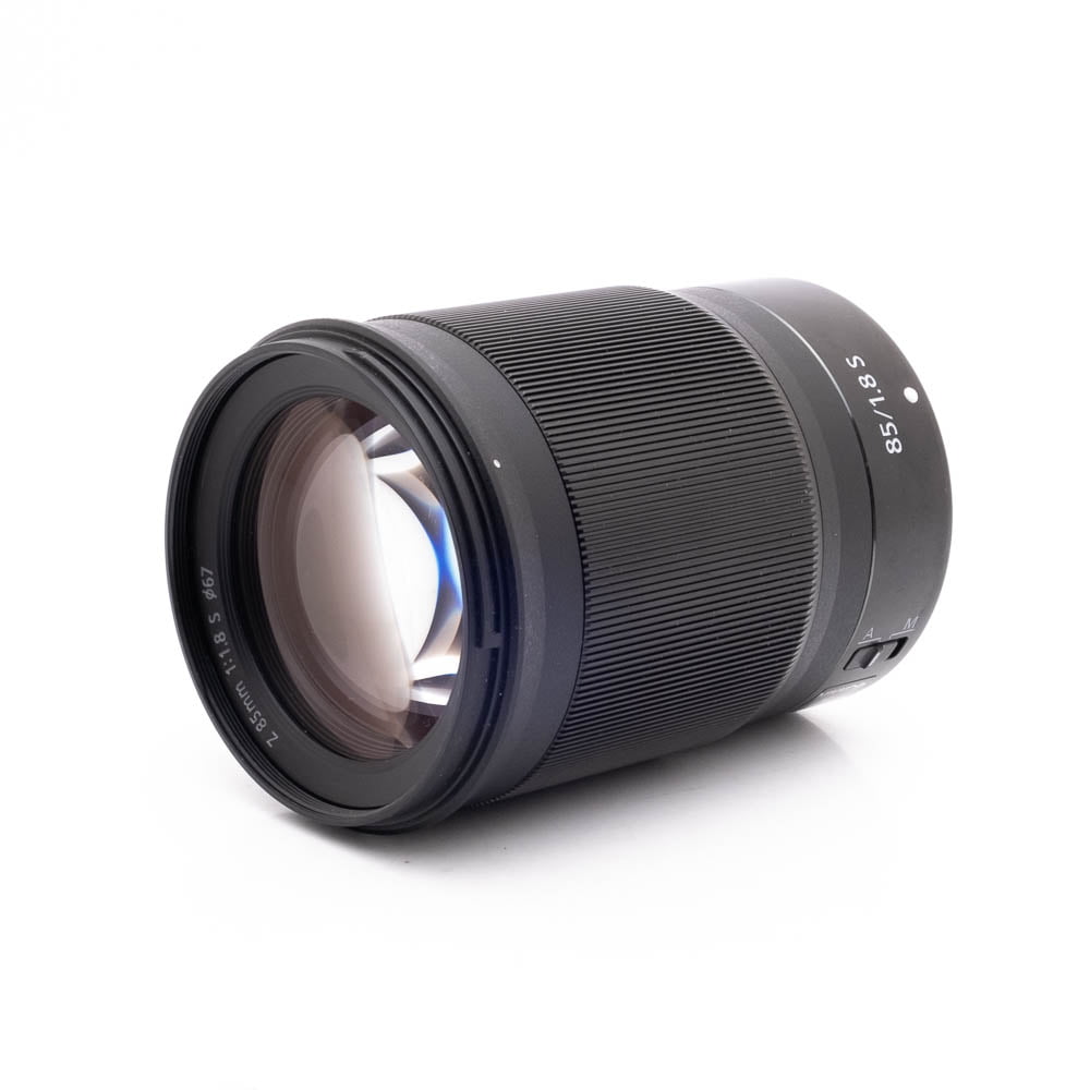 Nikkor Z 85mm f18 S-2 Nikon Nikkor Z 85mm f/1.8 S - Käytetty