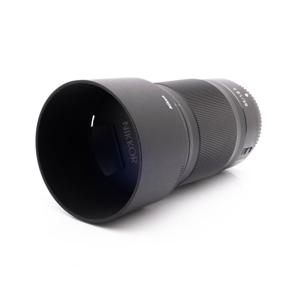 Nikkor Z 85mm f18 S-3 Nikon Nikkor Z 85mm f/1.8 S - Käytetty