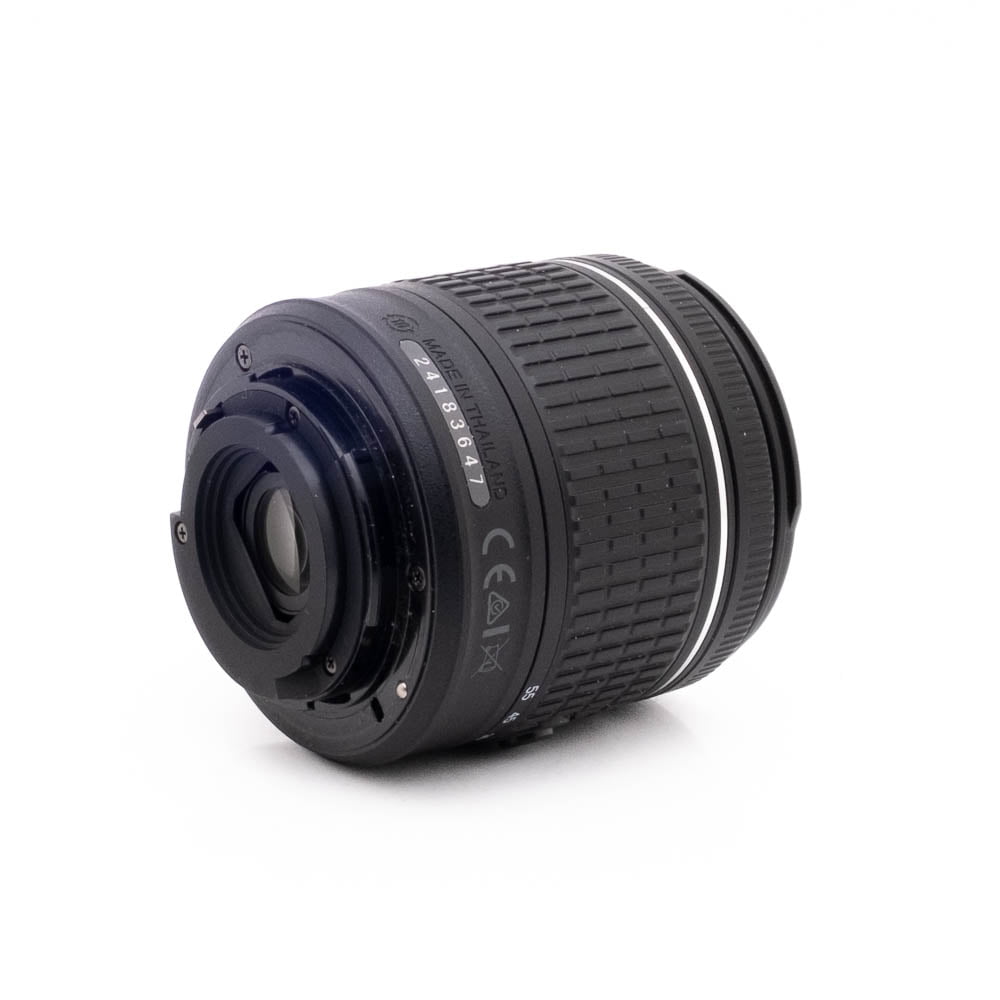 Nikon 18-55mm f35-56G DX VR-1 Nikon AF-P Nikkor 18-55mm f/3.5-5.6G VR DX - Käytetty