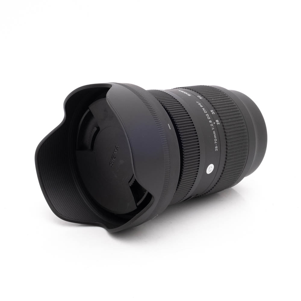 Sigma 28-70mm f28 DG DN Sony-3 Sigma 28-70mm f/2.8 DG DN C Sony E - Käytetty