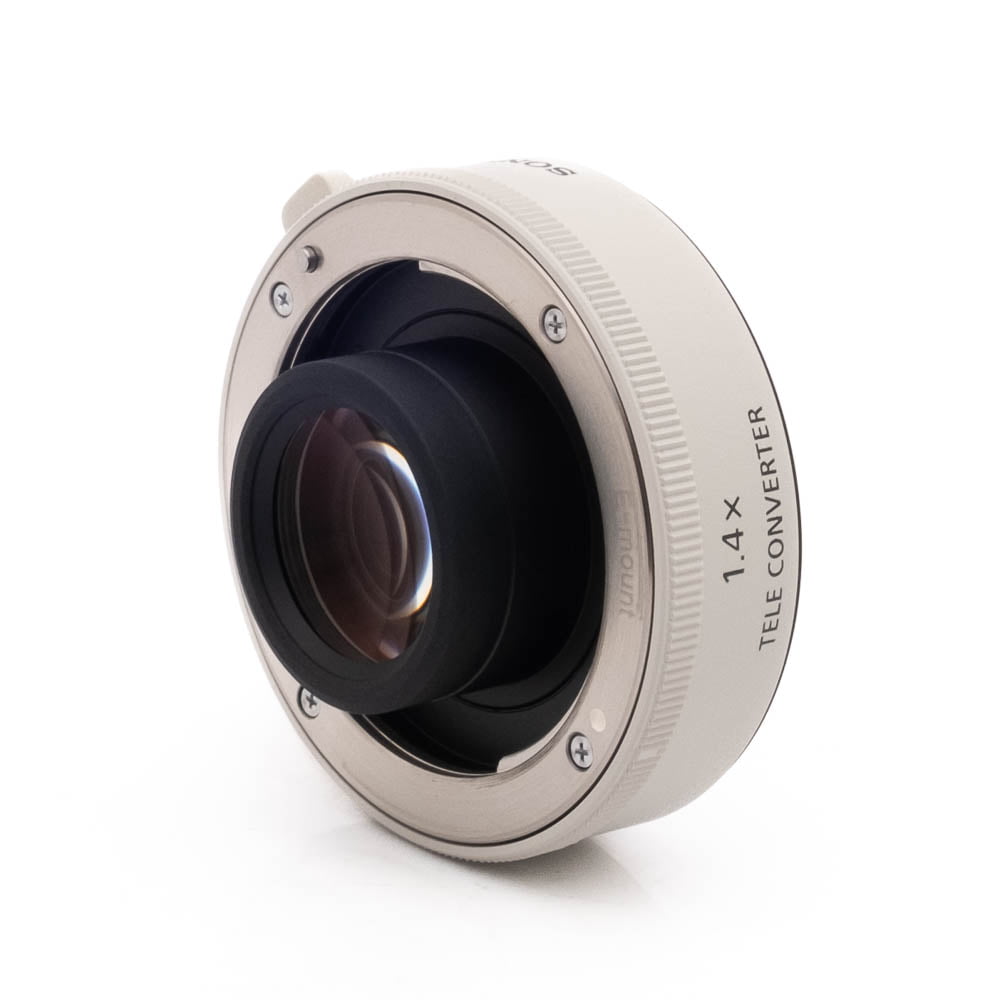 Sony FE 1.4x Tele Converter - Käytetty