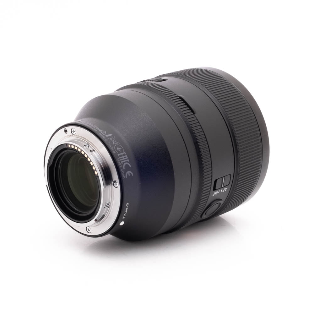 Sony FE 50mm f12 GM-1 Sony FE 50mm f/1.2 GM (Takuu 12kk, Kunto K5) - Käytetty