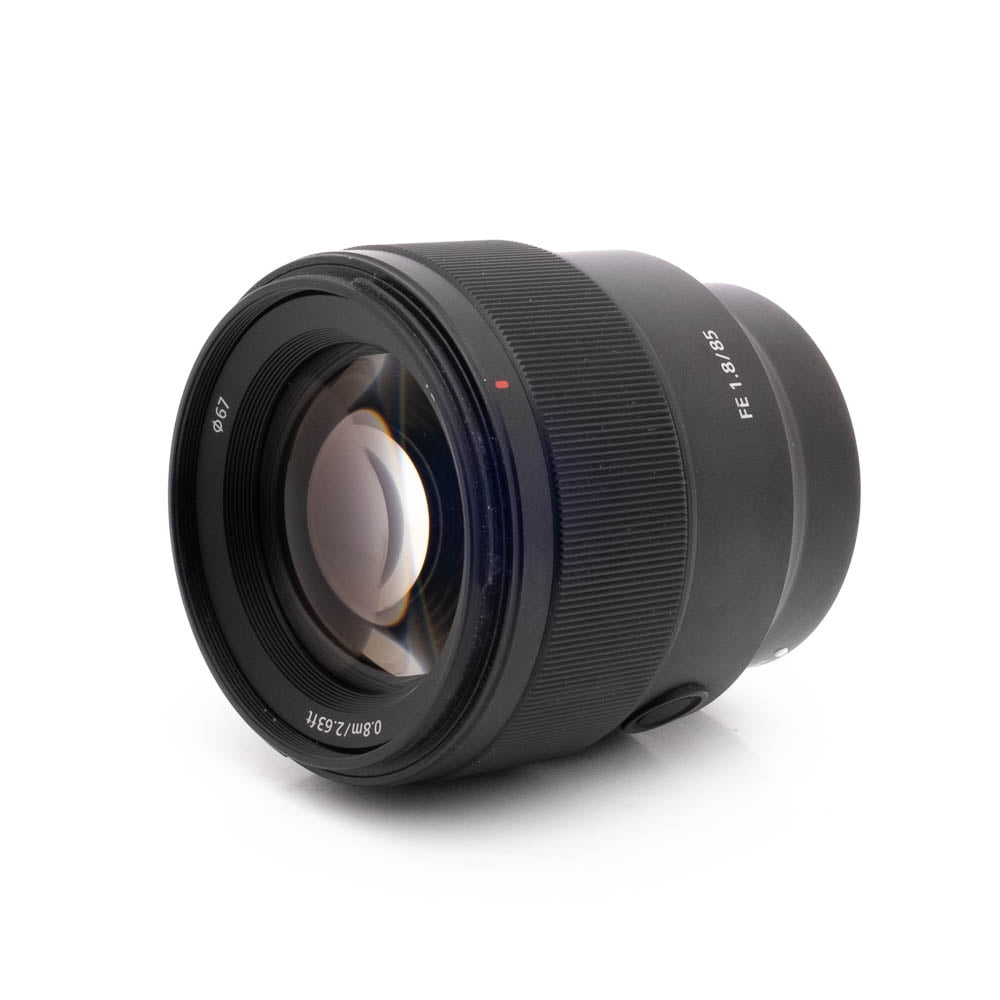 Sony FE 85mm f18-2-2 Sony FE 85mm f/1.8 - Käytetty