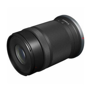canon_rf-s_55-210mm_01 The Canon RF-S 55-210mm F5-7.1 IS STM lens features a textured grip, focus ring and glass front element, shown in black against a white background.