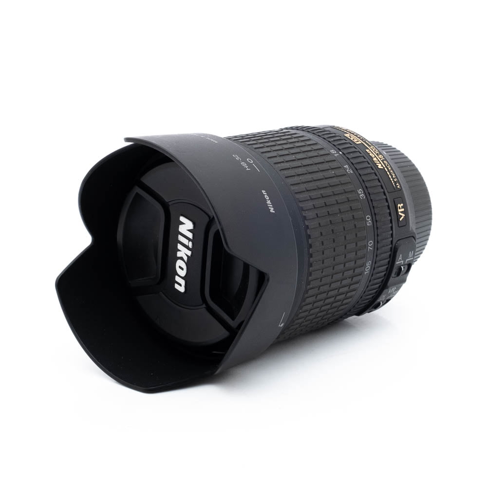 Nikon 18-105mm f35-56G ED VR DX-3 Nikon AF-S DX Nikkor 18-105mm f/3.5 - 5.6 ED VR - Käytetty