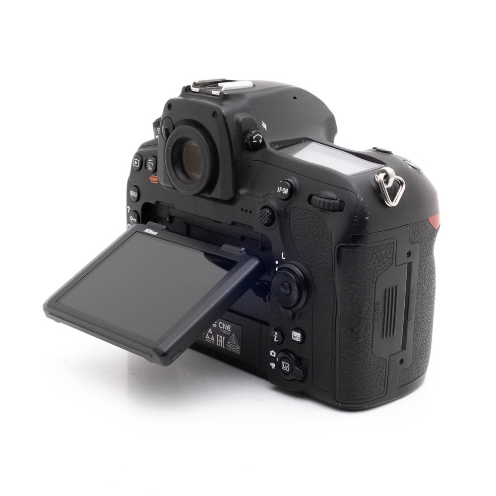 Nikon D850 0682-3 Nikon D850 (SC 73500, sis.ALV25,5%) - Käytetty