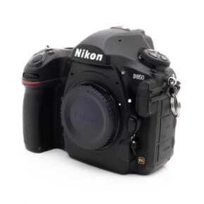 Nikon D850 0682-5 Nikon D850 (SC 73500, sis.ALV25,5%) - Käytetty