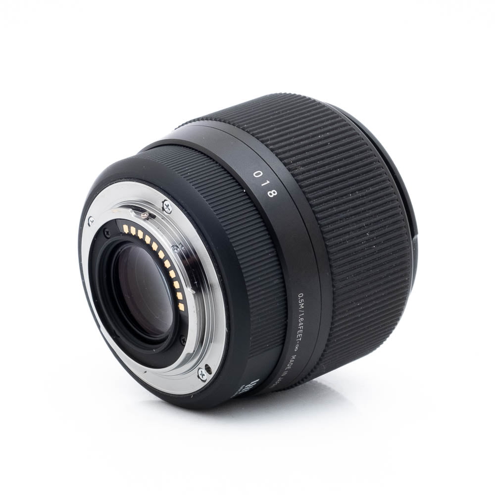 Sigma 56mm f14 DC DN MFT-1-2 Sigma 56mm f/1.4 DC DN C MFT - Käytetty