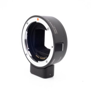 Sigma mount converter EF-L-2 Sigma Mount Converter MC-21 (sis.ALV24%) - Käytetty