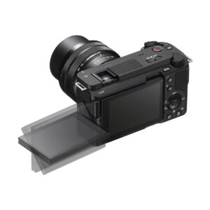 sony_zv-e1_01 Sony ZV-E1 -järjestelmäkamera (200€ käteispalautus) näkyy takaa LCD-näyttö osittain saranalla ulos käännettynä, mikä osoittaa sen kallistus- ja kääntötoiminnot.