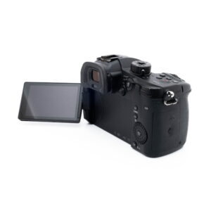 Lumix GH5-3 Panasonic Lumix GH5 (sis.ALV24%) - Käytetty
