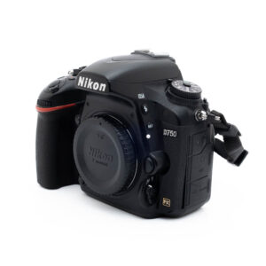 Nikon D750 3435-5 Nikon D750 (SC 165500, sis.ALV24%) - Käytetty