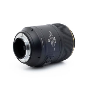 Nikon Micro Nikkor 105mm f28G VR ED IF-1 Nikon AF-S Micro-Nikkor 105mm f/2.8G VR ED (Kunto K5) - Käytetty