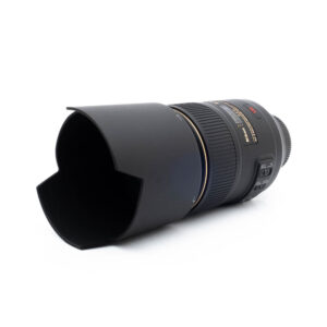 Nikon Micro Nikkor 105mm f28G VR ED IF-3 Nikon AF-S Micro-Nikkor 105mm f/2.8G VR ED (Kunto K5) - Käytetty