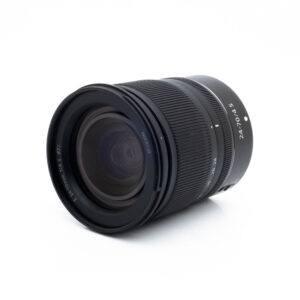 Nikon Z 24-70mm f4 S-2 Nikon Nikkor Z 24-70mm f/4 S - Käytetty