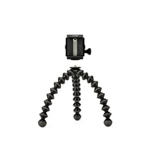 JOBY GripTight GorillaPod Stand PRO3 JOBY GripTight GorillaPod Stand PRO Jalusta Puhelimelle on joustava musta kolmijalka, jossa on segmentoidut, taivutettavat jalat ja yläkiinnike, kuvassa valkoista taustaa vasten.