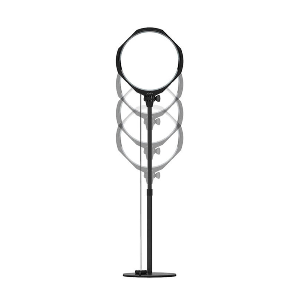 Joby-Beamo-Studio-Key-Light-1 The Joby Beamo Studio Key Light is presented on a tripod base at different heights, with a round light head and a flat round base, all against a white background.