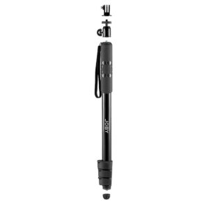 Joby-Compact-2in1-Monopod-2 Mustassa Joby Compact 2in1 Monopodissa on rannehihna, säädettävät osat ja kameran tai älypuhelimen kiinnitys yläosassa. Se näkyy valkoista taustaa vasten.
