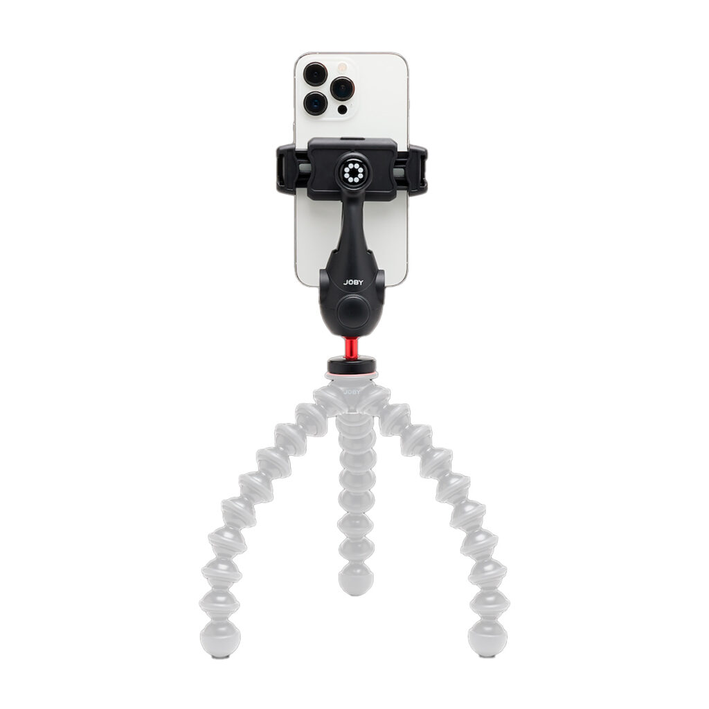 Joby-GripTight-Pro-3-3 Älypuhelin asennettuna pystyasentoon Joby GripTight Pro 3 Phone Mount -puhelinpidikkeeseen, jossa on joustavat, taivutettavat jalat, valkoista taustaa vasten.