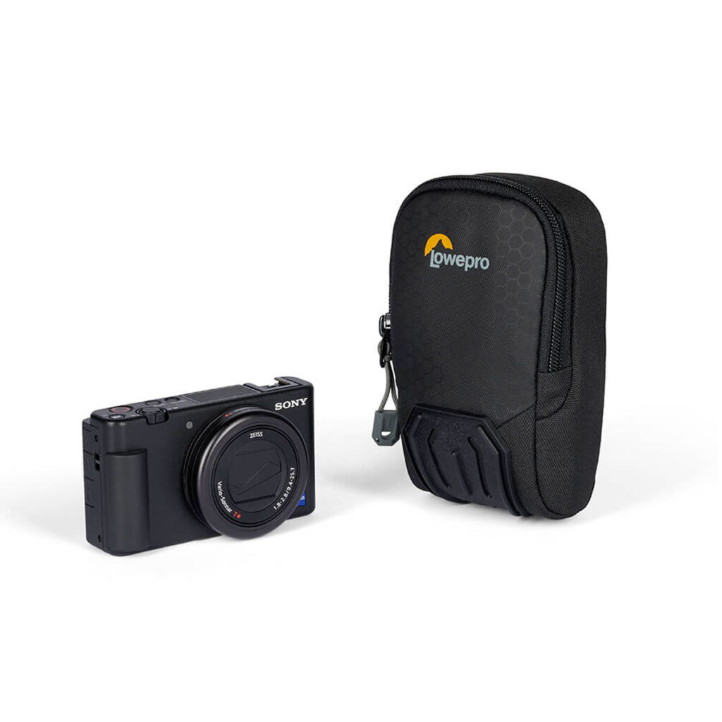 Lowepro-Adventura-CS-20-III-4 Lowepro Adventura CS 20 III -kamerakotelo