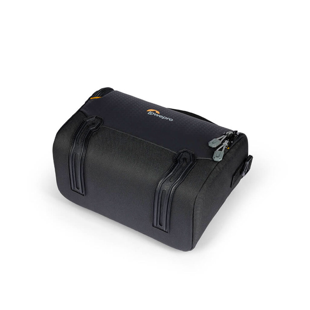 Lowepro-Adventura-SH-160-III-4 Lowepro Adventura SH 160 III -kameralaukku