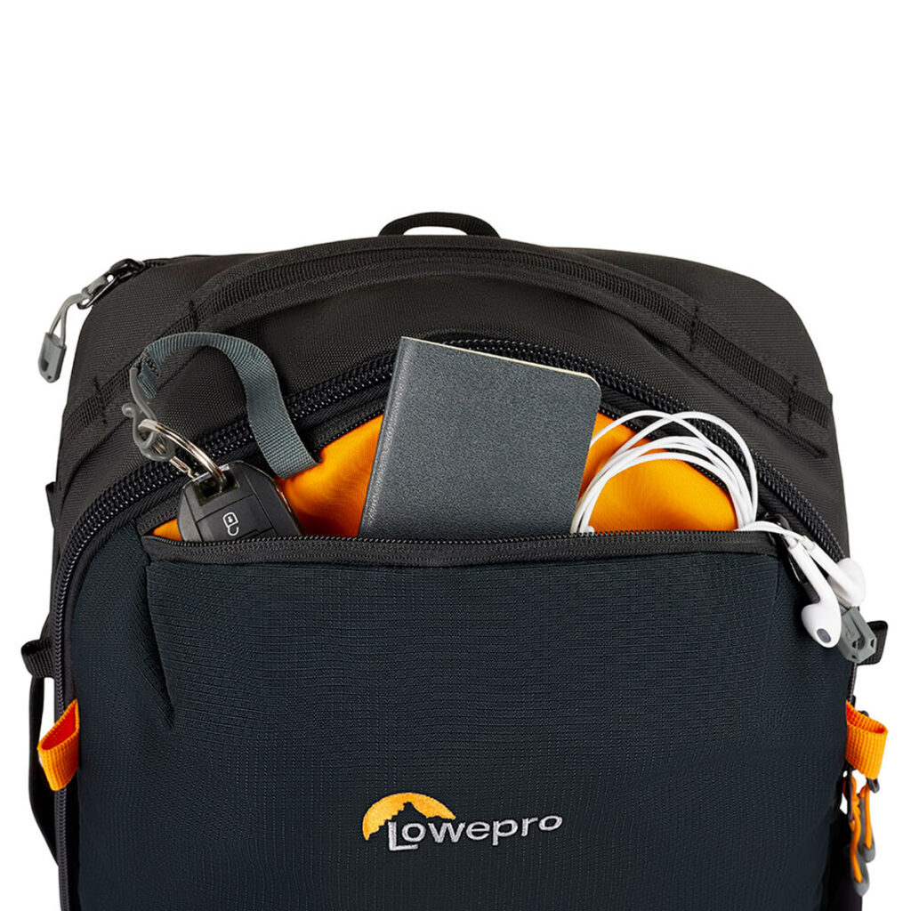 Lowepro-Trekker-Lite-BP-150-AW-Black-5 Lowepro Trekker Lite BP 150 AW -kamerareppu, musta