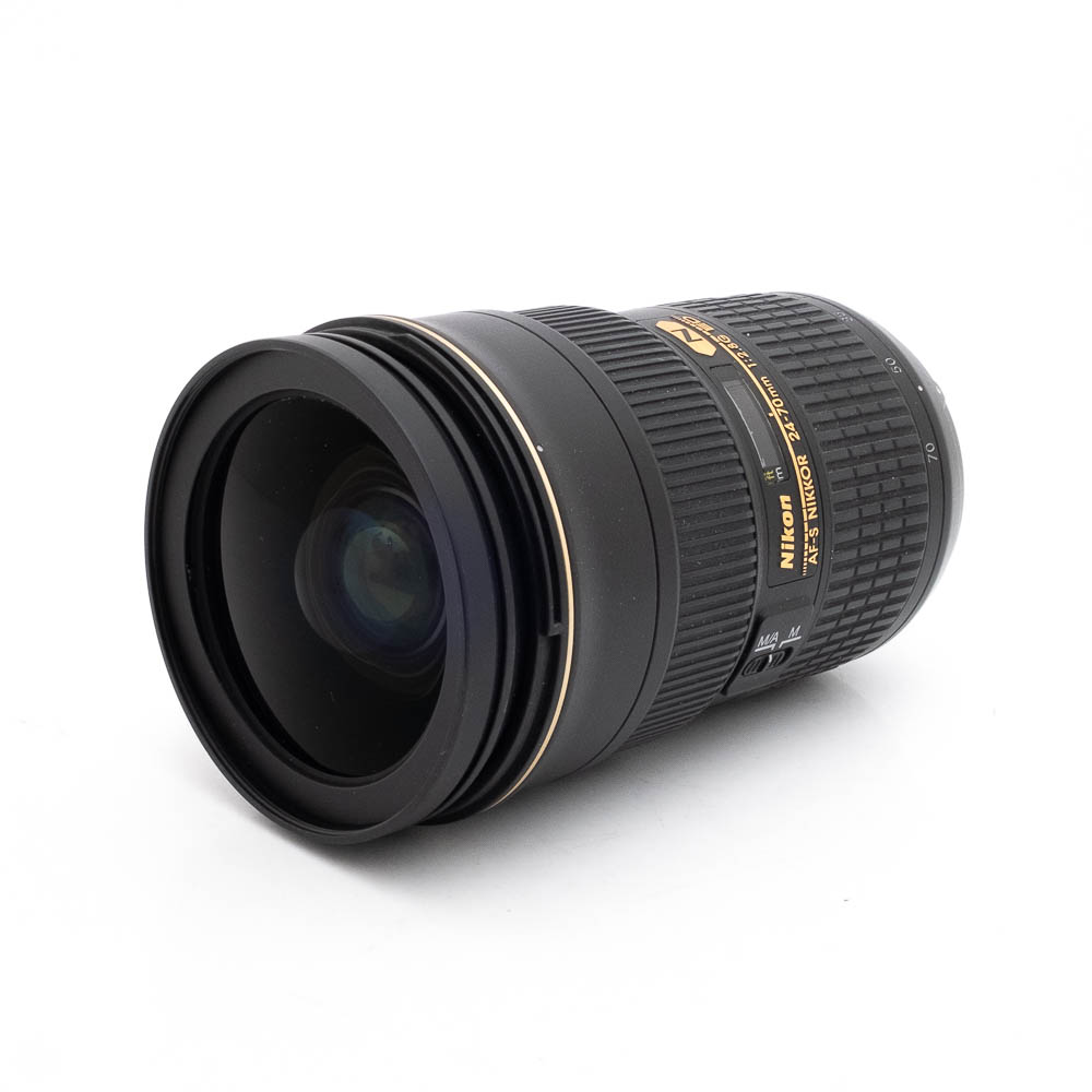 Nikon 24-70mm f28G ED-2-3 Nikon AF-S Nikkor 24-70mm f/2.8 G ED - Käytetty