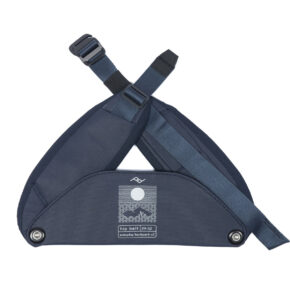 Peak-Design-Everyday-hip-belt-v2-midnight-1 Midnight navy Peak Design Everyday Hip Belt V2 (29-52") -repussa on säädettävät hihnat, metalliset napit ja etiketti, jossa on vuoristo- ja aurinkografiikkaa ja jossa lukee "hip belt p-p-52 everyday backpack v2".