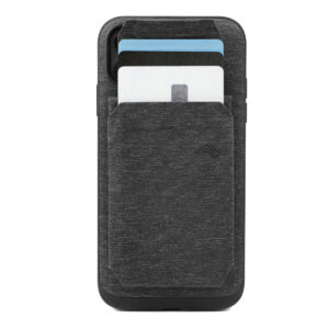 Peak-Design-Mobile-Wallet-Slim-4 Peak Design Mobile Wallet Slim - Charcoal on musta puhelinkotelo, jonka takana on kankaalla kuvioitu korttipidike, johon mahtuu kaksi korttia.