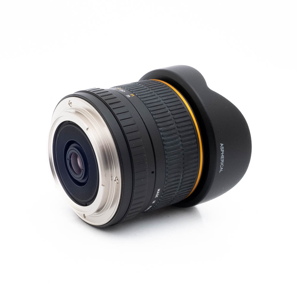 Samyang 8mm Fish Eye-1 Samyang 8mm f/3.5 Fisheye CS Canon EF-S - Käytetty