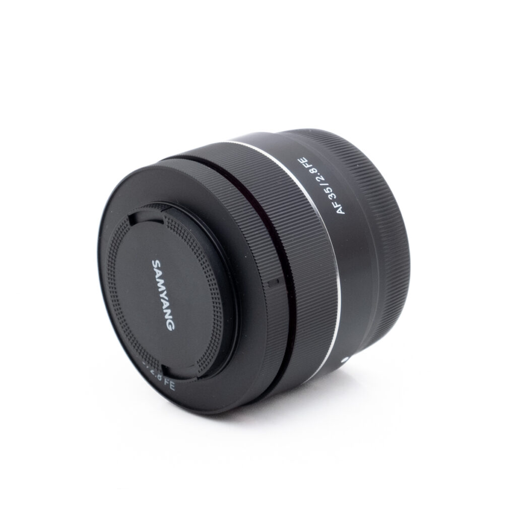 Samyang AF 35mm f2.8 sonyFE-1 Samyang AF 35mm f/2.8 Sony FE - Käytetty